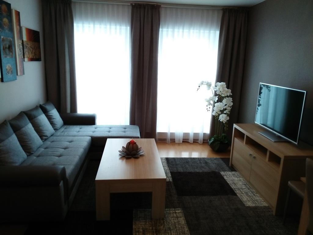 Apartment Villa Ksenija Ostenda Camera foto