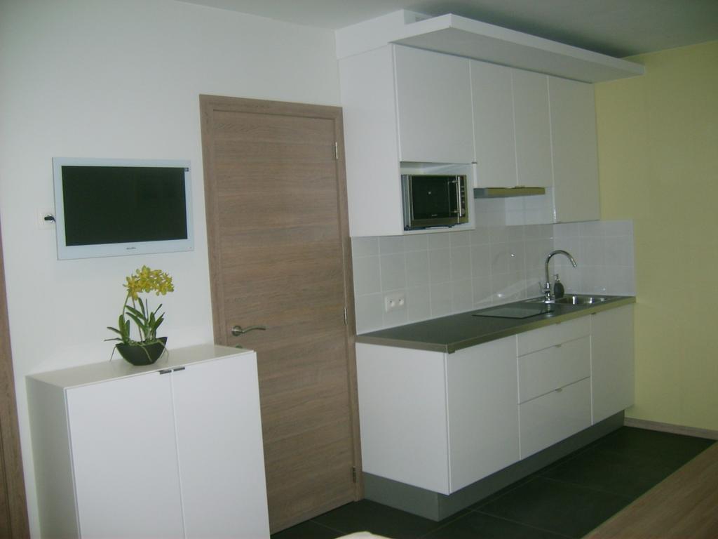 Apartment Villa Ksenija Ostenda Camera foto